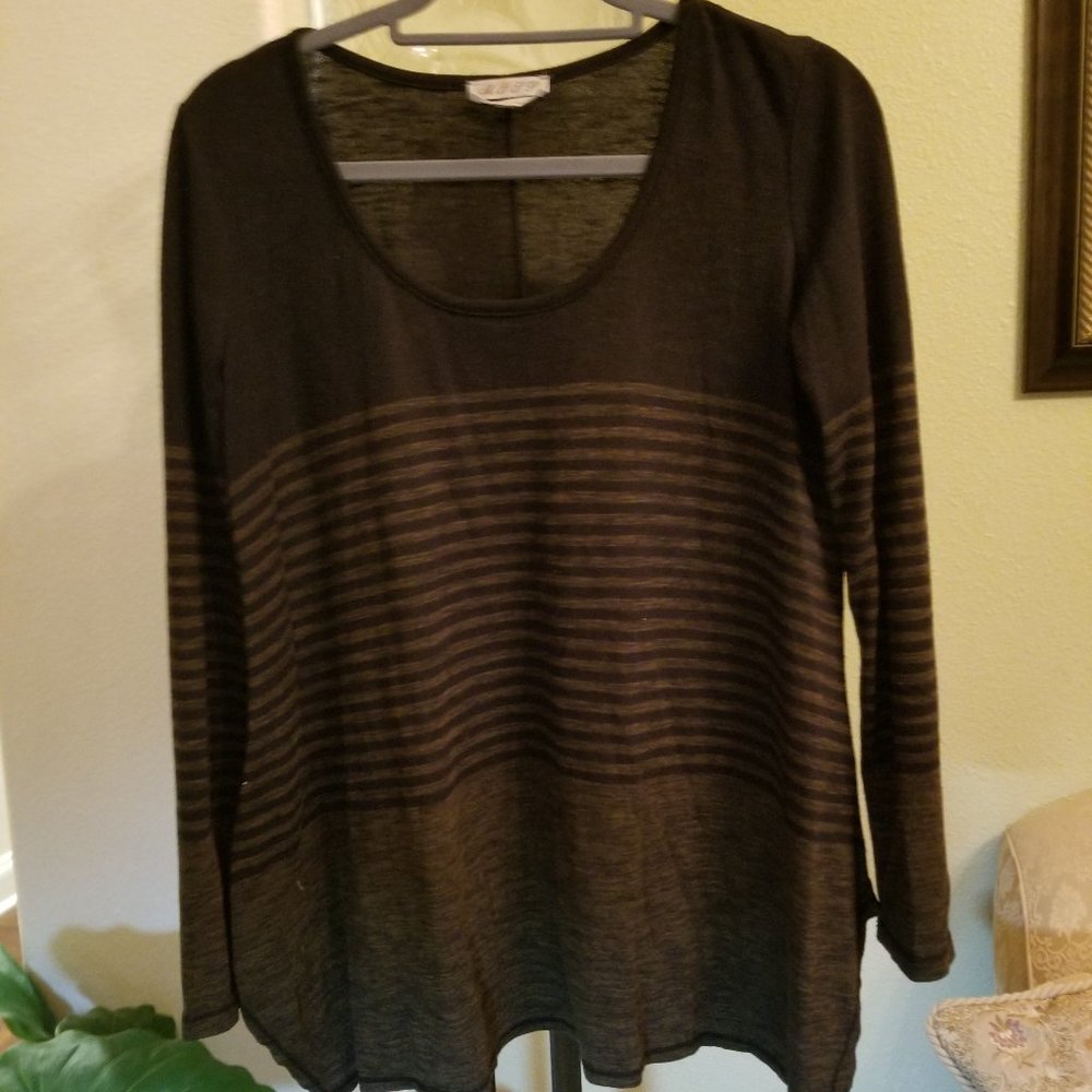 LAST CHANCE !  Donating Soon! M.S.S.P. long tunic sweater, brown stripes RN58822